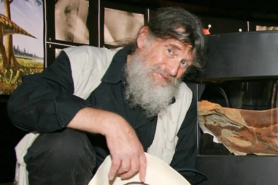 Robert Thomas Bakker 01